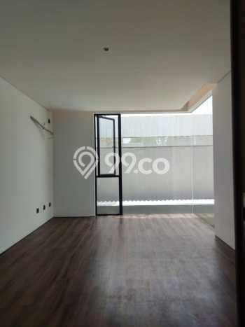 Rumah Bagus kawasan Batununggal, Bandung, LT 200m² LB 270m² HARGA MENARIK! Rumah Bagus kawasan Batununggal, Bandung, LT 200m² LB 270m² HARGA MENARIK!