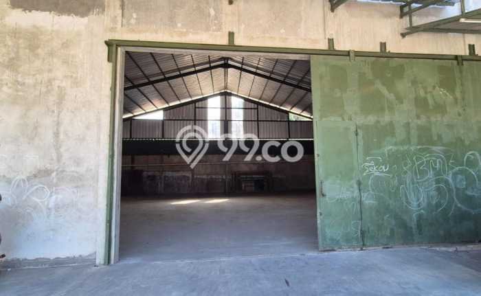 FOR SALE! Gudang di Margaasih Bandung, LT 2600m2, LB 700m2 FOR SALE! Gudang di Margaasih Bandung, LT 2600m2, LB 700m2
