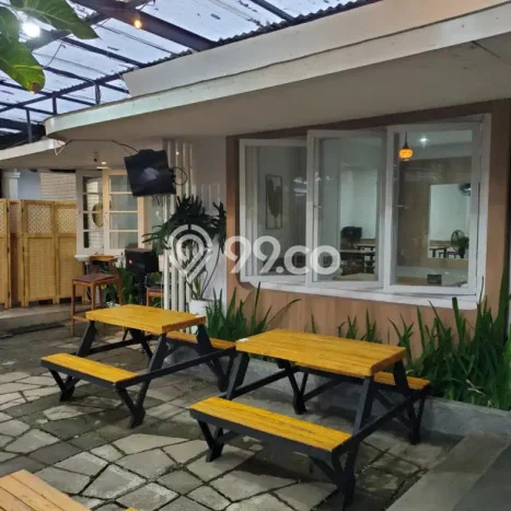 SEWA TERBAIK! Komersial Kawasan , Luas 150m2m², Jalan Utama SEWA TERBAIK! Komersial Kawasan , Luas 150m2m², Jalan Utama