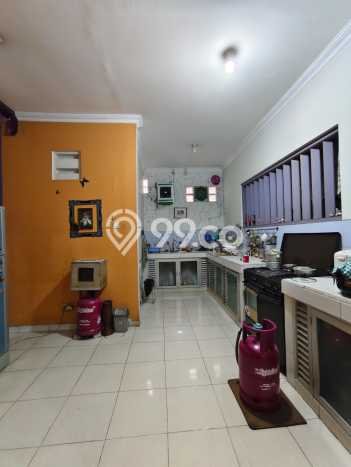 Ready to Use! Luxury House LT 260m2 Desain Modern di Singgasana Ready to Use! Luxury House LT 260m2 Desain Modern di Singgasana