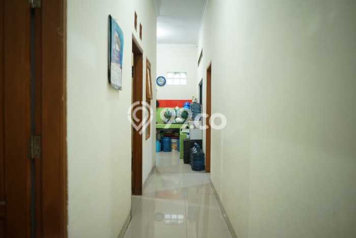 Unit Kost Dijual di Kawasan Bojongsoang Bandung dengan 9 KT Unit Kost Dijual di Kawasan Bojongsoang Bandung dengan 9 KT
