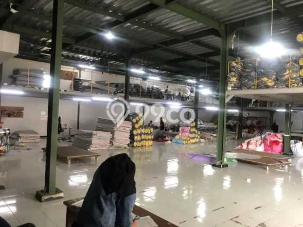 PROSPEK BAGUS! Gudang Kawasan Cihampelas, Luas 2454m2m², Kawasan Komersial PROSPEK BAGUS! Gudang Kawasan Cihampelas, Luas 2454m2m², Kawasan Komersial