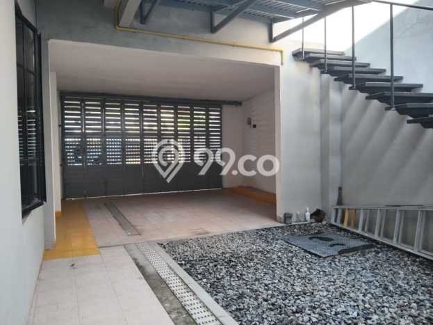 Siap Huni Rumah Mewah 5 Kamar di Kesambi Dekat ke Mana Pun Siap Huni Rumah Mewah 5 Kamar di Kesambi Dekat ke Mana Pun
