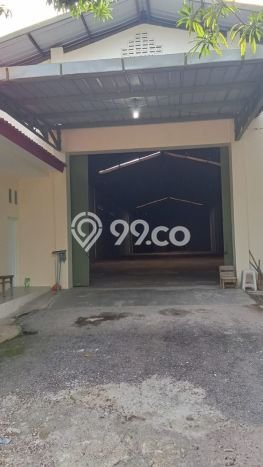 For Rent Gudang Kawasan Strategis Kawasan Lemahwungkuk, Luas 533m², Siap Usaha For Rent Gudang Kawasan Strategis Kawasan Lemahwungkuk, Luas 533m², Siap Usaha