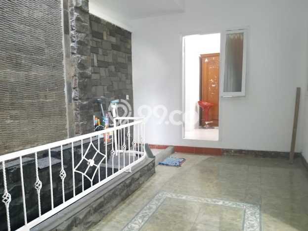Rumah di Kesambi, Akses ke Pusat Kota, 4 KT, LT 210m² Bangunan 200m² Rumah di Kesambi, Akses ke Pusat Kota, 4 KT, LT 210m² Bangunan 200m²