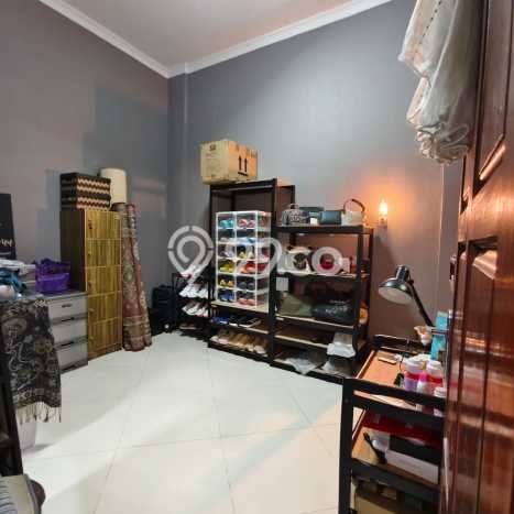 Rumah Modern Cantik 4 KT Siap Huni di Sumber Rumah Modern Cantik 4 KT Siap Huni di Sumber