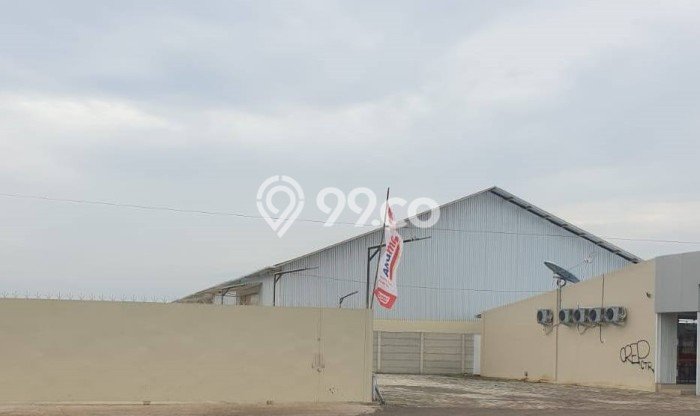 Gudang Area Bisnis di Mundu, Luas 2000m², Pusat Bisnis Gudang Area Bisnis di Mundu, Luas 2000m², Pusat Bisnis
