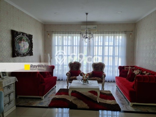 Dijual Hunian Mewah dengan Fasilitas Sekitar Lengkap di Lemahwungkuk, Cirebon Dijual Hunian Mewah dengan Fasilitas Sekitar Lengkap di Lemahwungkuk, Cirebon