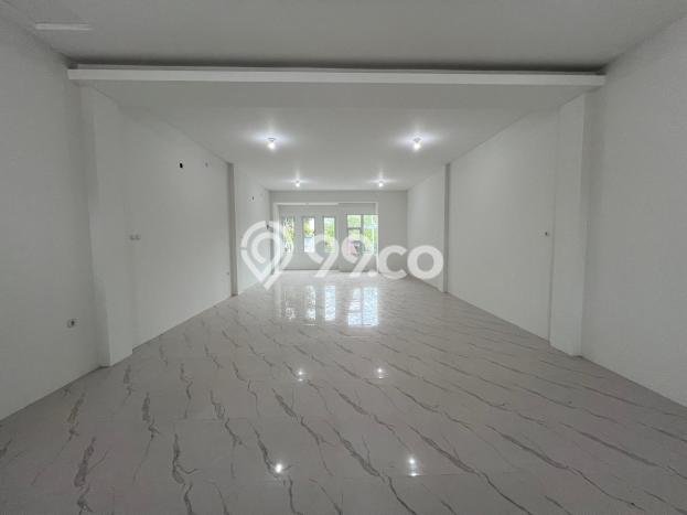 Ruko Kawasan Pulasaren, Luas 180m², Lokasi Komersial, Disewakan Ruko Kawasan Pulasaren, Luas 180m², Lokasi Komersial, Disewakan