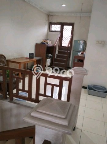 Dijual Rumah 5 Kamar Lokasi Ideal Nyaman dan Strategis di Simokerto Dijual Rumah 5 Kamar Lokasi Ideal Nyaman dan Strategis di Simokerto