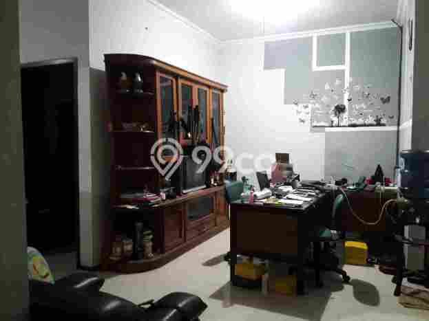 Jual Rumah Strategis Bagus Punya 4 KT di Sukolilo Surabaya SHM Jual Rumah Strategis Bagus Punya 4 KT di Sukolilo Surabaya SHM