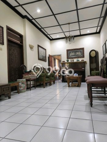 Rumah Idaman Keluarga! Rumah Mewah di Tegalsari, Surabaya, LT 332m2m² Bangunan 263m2m² Rumah Idaman Keluarga! Rumah Mewah di Tegalsari, Surabaya, LT 332m2m² Bangunan 263m2m²