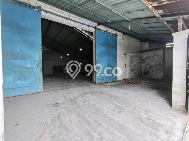 Gudang Dijual Lokasi Emas di Dukuh Pakis Luas 400m2 Gudang Dijual Lokasi Emas di Dukuh Pakis Luas 400m2