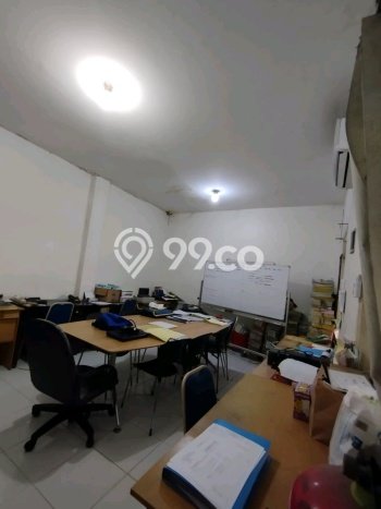 Unit Gudang Dijual di Rungkut Surabaya Luas Bangunan 360m2 Unit Gudang Dijual di Rungkut Surabaya Luas Bangunan 360m2