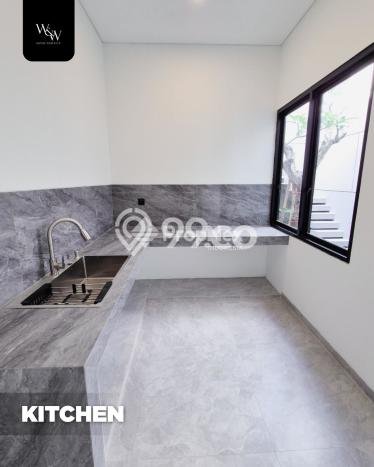 PROPERTI UNGGULAN! Rumah Premium di , LT 137m2m² Bangunan 200m2m² PROPERTI UNGGULAN! Rumah Premium di , LT 137m2m² Bangunan 200m2m²