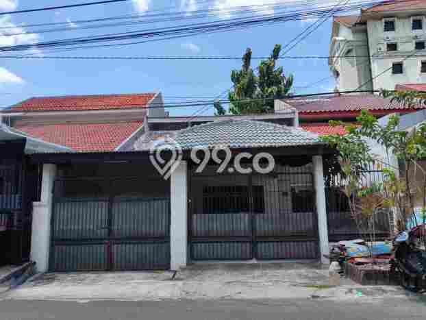 Jual Rumah Strategis Bagus Punya 4 KT di Sukolilo Surabaya SHM Jual Rumah Strategis Bagus Punya 4 KT di Sukolilo Surabaya SHM