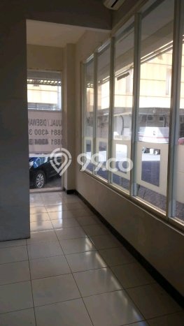 AREA KOMERSIAL! Ruko di Mulyorejo, Luas 182m2m², Posisi Premium AREA KOMERSIAL! Ruko di Mulyorejo, Luas 182m2m², Posisi Premium