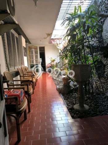 Rumah Idaman Keluarga! Rumah Mewah di Tegalsari, Surabaya, LT 332m2m² Bangunan 263m2m² Rumah Idaman Keluarga! Rumah Mewah di Tegalsari, Surabaya, LT 332m2m² Bangunan 263m2m²