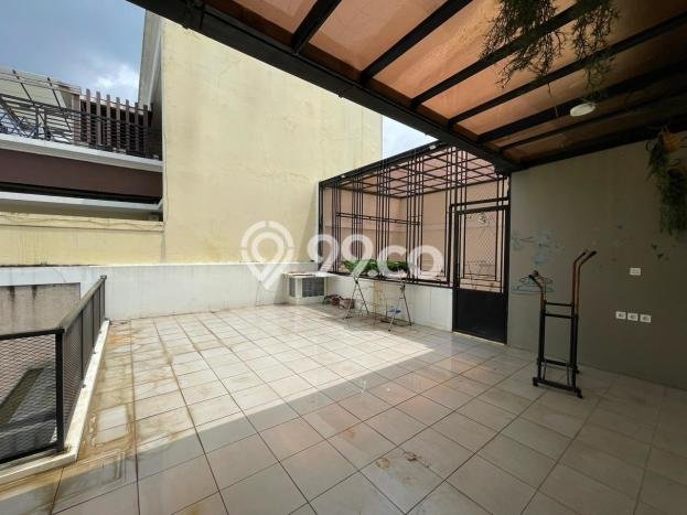 Dijual Rumah Mewah Megah Dengan View Cantik di Gading Serpong, Tangerang Dijual Rumah Mewah Megah Dengan View Cantik di Gading Serpong, Tangerang