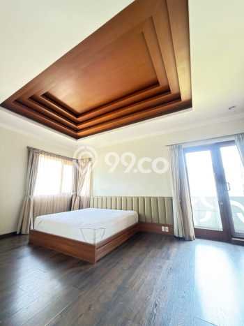 Rumah Sewa Tangerang LT 216m2 LB 280m2 Kawasan BSD Rumah Sewa Tangerang LT 216m2 LB 280m2 Kawasan BSD