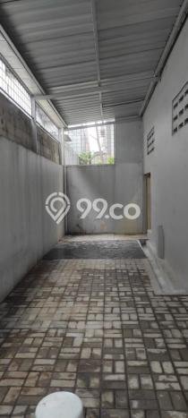 Unit Gudang Disewakan di BSD di Area Ramai & Strategis Unit Gudang Disewakan di BSD di Area Ramai & Strategis