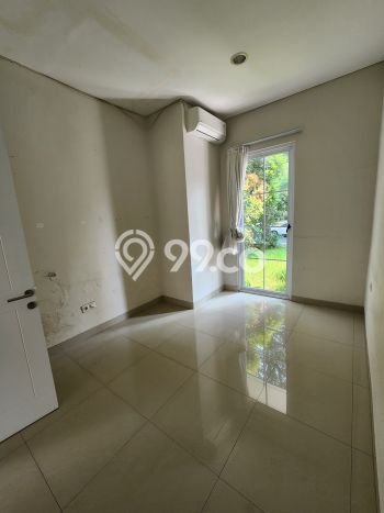 Rumah Disewakan Tangerang LT 300m2 LB 260m2 Kawasan BSD Rumah Disewakan Tangerang LT 300m2 LB 260m2 Kawasan BSD