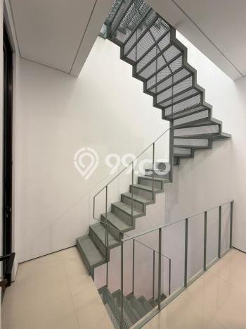 Rumah Luxury Modern Siap Huni di BSD Tangerang Rumah Luxury Modern Siap Huni di BSD Tangerang