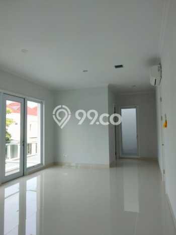 Ready to Use! Premium House LT 180m2 Desain Modern di Gading Serpong Ready to Use! Premium House LT 180m2 Desain Modern di Gading Serpong