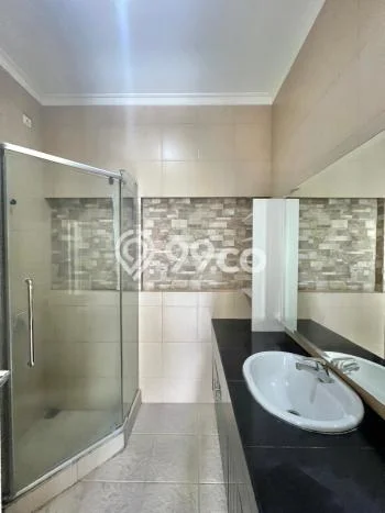 Sewa Rumah Harga Terjangkau di Gading Serpong Tangerang Punya 5 KT Sewa Rumah Harga Terjangkau di Gading Serpong Tangerang Punya 5 KT