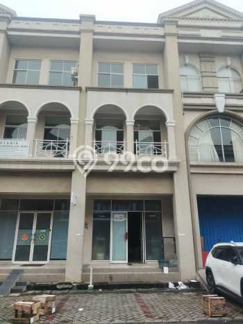 FOR RENT! Ruko di Galaxy Cocok untuk Bisnis 135m2 FOR RENT! Ruko di Galaxy Cocok untuk Bisnis 135m2
