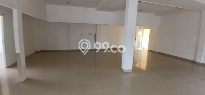 Gudang disewakan di Jatinegara Jakarta Timur dengan luas bangunan 500m2 Gudang disewakan di Jatinegara Jakarta Timur dengan luas bangunan 500m2