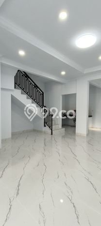 Rumah Modern 4 KT di Pondok Kelapa Jakarta Timur Unfurnished Rumah Modern 4 KT di Pondok Kelapa Jakarta Timur Unfurnished