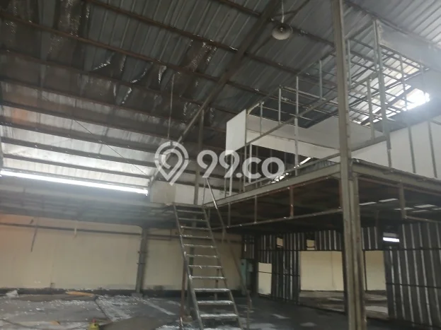 LOKASI STRATEGIS! Gudang For Rent Kawasan Setu, Luas 2200m2m², Area Berkembang LOKASI STRATEGIS! Gudang For Rent Kawasan Setu, Luas 2200m2m², Area Berkembang
