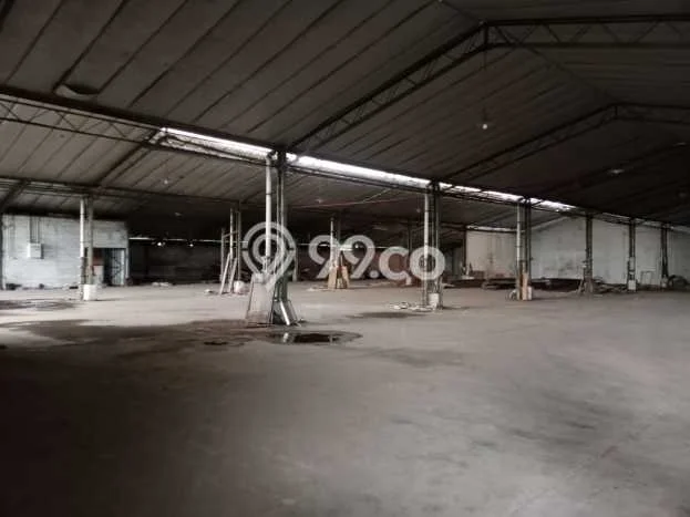 LOKASI STRATEGIS! Gudang For Rent Kawasan Setu, Luas 2200m2m², Area Berkembang LOKASI STRATEGIS! Gudang For Rent Kawasan Setu, Luas 2200m2m², Area Berkembang