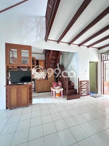 Disewakan! Rumah 2 Kamar Tidur &
2 Kamar Mandi di Kemang Pratama, Bekasi Disewakan! Rumah 2 Kamar Tidur &
2 Kamar Mandi di Kemang Pratama, Bekasi