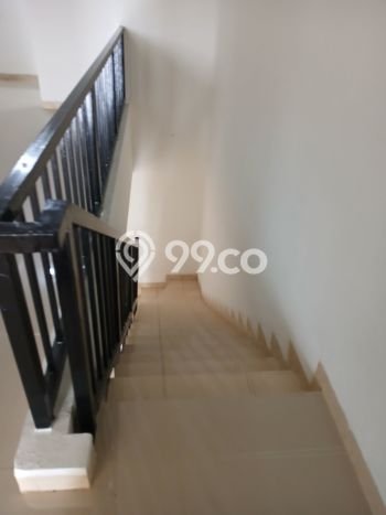 Ruko Ready di Grand Wisata, Luas 180m2m², Area Komersial Ruko Ready di Grand Wisata, Luas 180m2m², Area Komersial