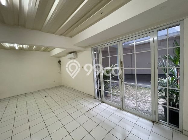 Area Strategis! Disewakan Ruko Lokasi Pondokmelati, Bekasi Cocok untuk Bisnis Area Strategis! Disewakan Ruko Lokasi Pondokmelati, Bekasi Cocok untuk Bisnis