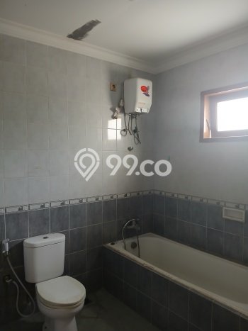 PILIHAN TEPAT! Rumah di Grand Wisata, 4 KT, Dekat Mall, Luas 162m2m² Bangunan 250m2m² PILIHAN TEPAT! Rumah di Grand Wisata, 4 KT, Dekat Mall, Luas 162m2m² Bangunan 250m2m²