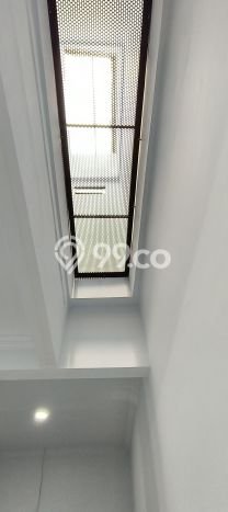 Rumah Modern 4 KT di Pondok Kelapa Jakarta Timur Unfurnished Rumah Modern 4 KT di Pondok Kelapa Jakarta Timur Unfurnished