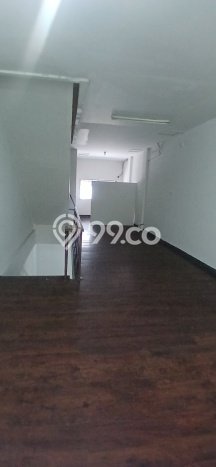 Ruko untuk Disewa di Pusat Jakarta Timur Luas Bangunan 180m2 Ruko untuk Disewa di Pusat Jakarta Timur Luas Bangunan 180m2