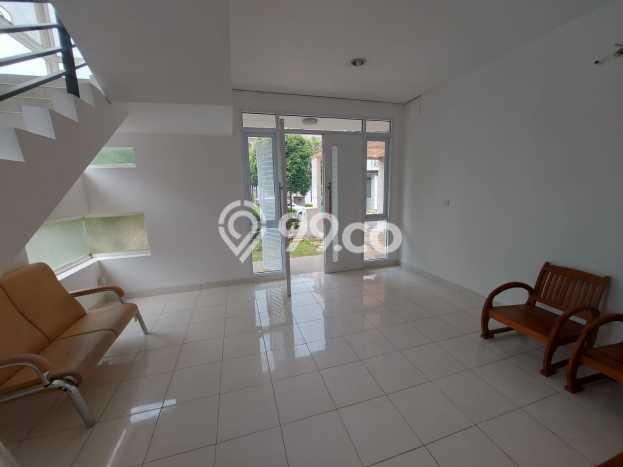 Disewakan Rumah Murah di Summarecon Bekasi Bekasi Punya 4 KT Disewakan Rumah Murah di Summarecon Bekasi Bekasi Punya 4 KT