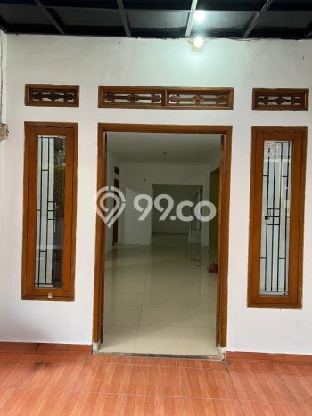 Disewakan! Rumah 2 Kamar Tidur &
2 Kamar Mandi di Pekayon, Bekasi Disewakan! Rumah 2 Kamar Tidur &
2 Kamar Mandi di Pekayon, Bekasi