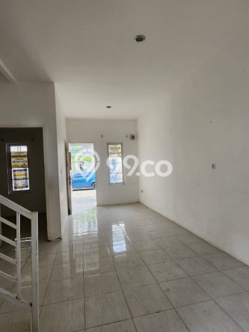 Lokasi strategis! Rumah siap huni disewakan di Medan Johor LB 80m2 Lokasi strategis! Rumah siap huni disewakan di Medan Johor LB 80m2