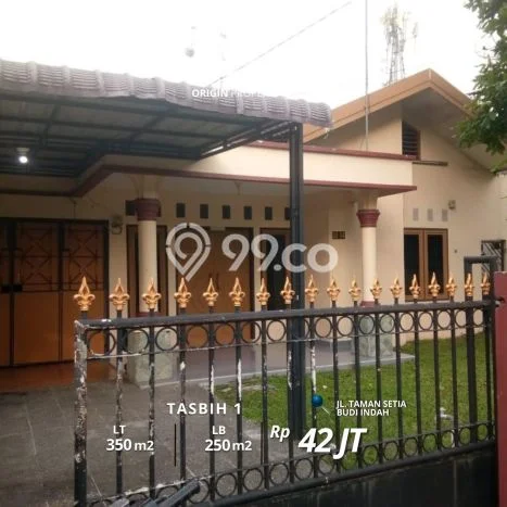 HARGA SPESIAL! Rumah di Medan Sunggal, Dekat Fasilitas, 3 KM, Luas 350m² LB 250m² HARGA SPESIAL! Rumah di Medan Sunggal, Dekat Fasilitas, 3 KM, Luas 350m² LB 250m²
