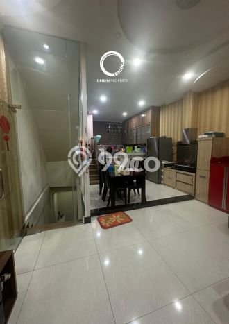 Ruko Dijual di Percut Sei Tuan Deli Serdang dengan Luas Bangunan 90m2 Ruko Dijual di Percut Sei Tuan Deli Serdang dengan Luas Bangunan 90m2