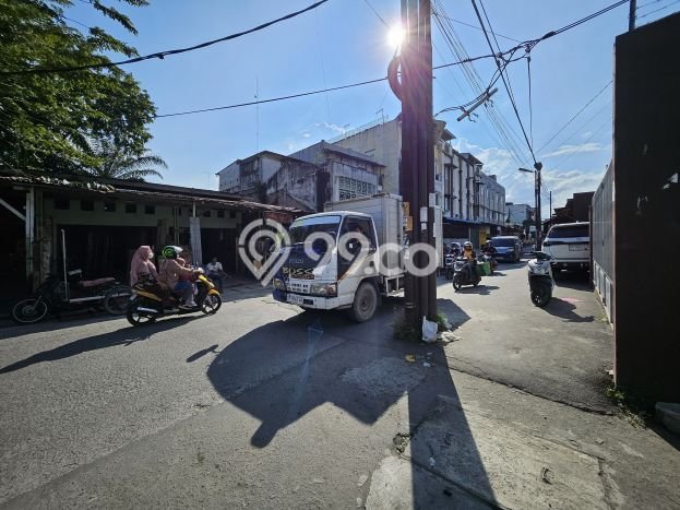 Vila Kawasan Medan Perjuangan, Area 54m2m², Posisi Premium Vila Kawasan Medan Perjuangan, Area 54m2m², Posisi Premium