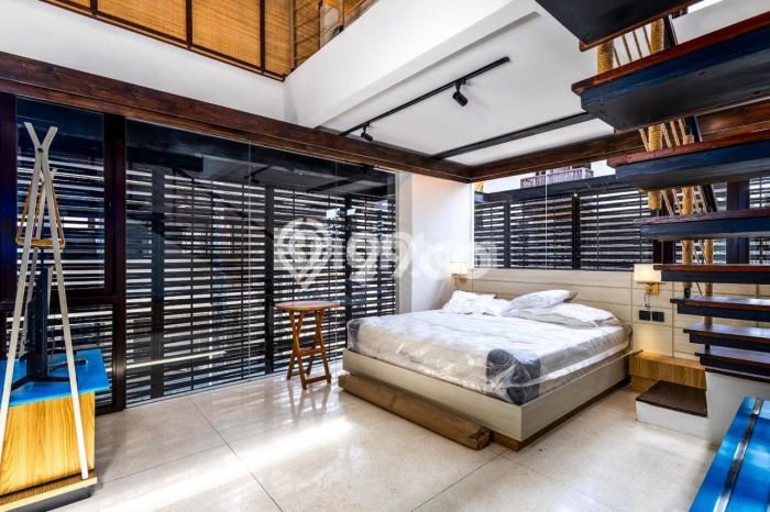 Vila Kawasan , Dimensi 211m2m², Cocok untuk tempat tinggal keluarga Vila Kawasan , Dimensi 211m2m², Cocok untuk tempat tinggal keluarga