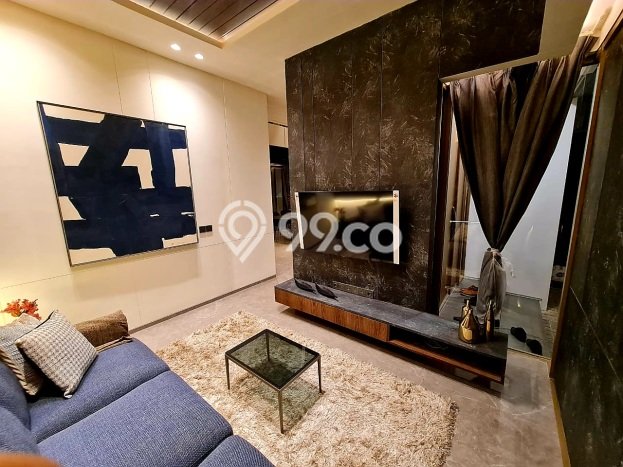 Jual Rumah Luas Megah Dengan View Cantik di Puri Indah, Jakarta Barat Jual Rumah Luas Megah Dengan View Cantik di Puri Indah, Jakarta Barat