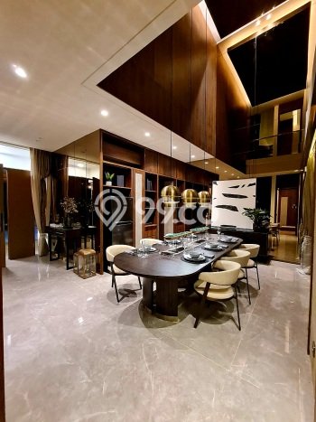 Jual Rumah Luas Megah Dengan View Cantik di Puri Indah, Jakarta Barat Jual Rumah Luas Megah Dengan View Cantik di Puri Indah, Jakarta Barat