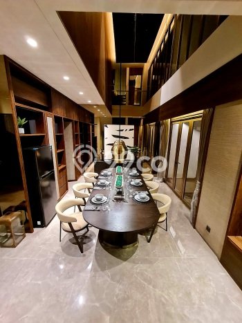 Jual Rumah Luas Megah Dengan View Cantik di Puri Indah, Jakarta Barat Jual Rumah Luas Megah Dengan View Cantik di Puri Indah, Jakarta Barat
